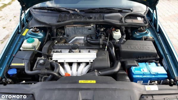 904104837_30_1080x720_import-super-klasyk-benzyna-20-turbo-180-km-oryginal-niski-przebieg-_rev002.jpg