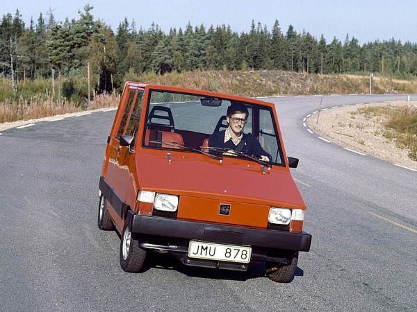 volvo_electric_car_2.jpg