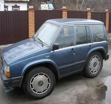 Volvo_740.jpg