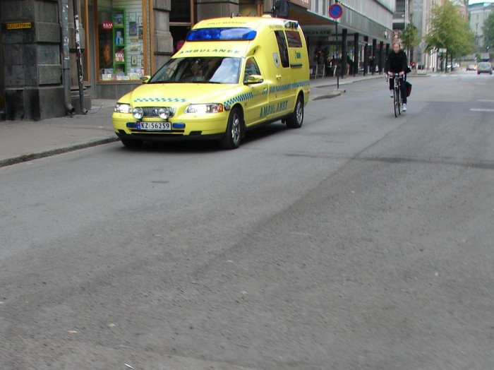 volvo ambulance.JPG