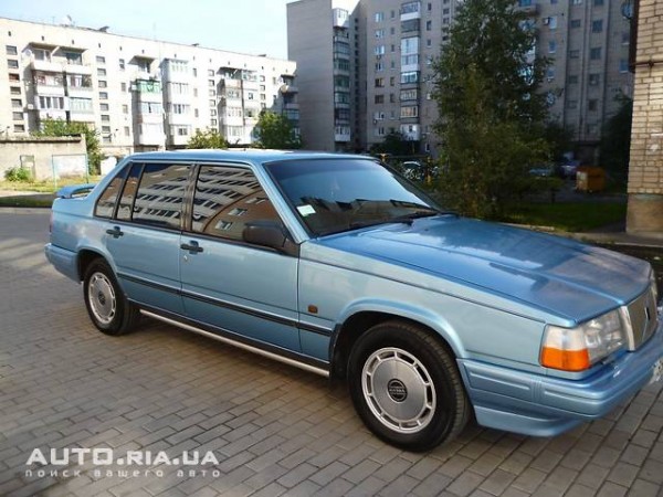 volvo_940__88647111f.jpg
