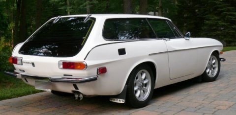 1973_Volvo_P1800ES_Wagon_Rear_1.jpg