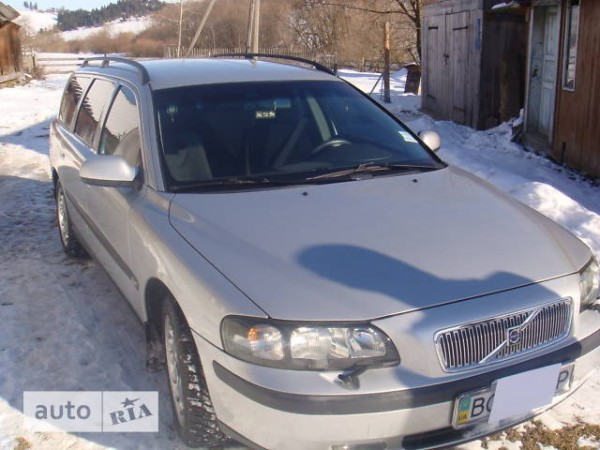 98834135fx.jpg