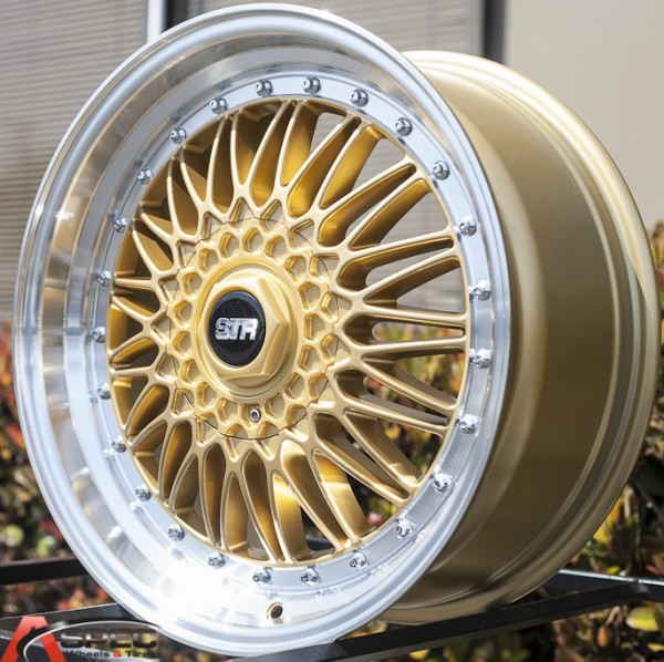 STR606B_18X8_GOLDMACHINELIP-WM-3.jpg
