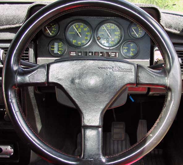 R_Sport_wheel_dash.jpg