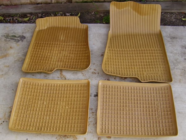 TanFloorTrays.jpg