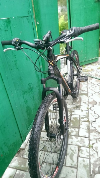 fz5QCJcor0w.jpg