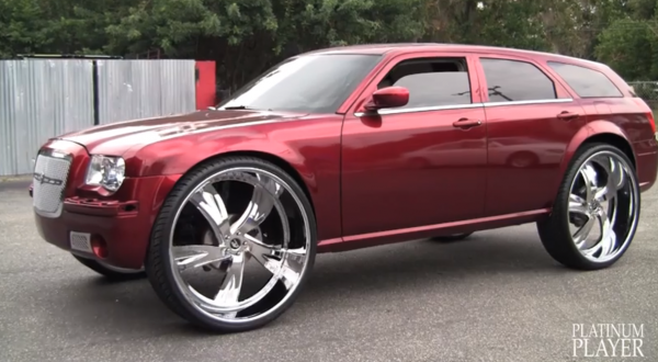 chrysler-300c-touring-donk-on-32-inch-amani-wheels-video-72095_1.png
