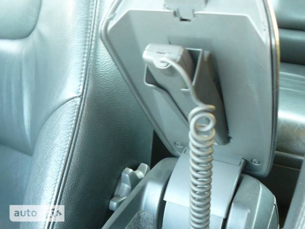 volvo_s60__103051449fx.jpg