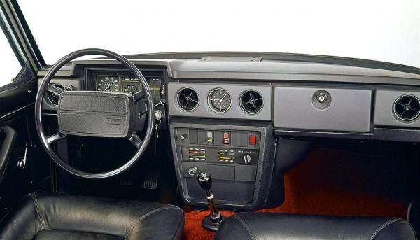 1967-1974-volvo-144-145-142-3791_7525_969X727.jpg